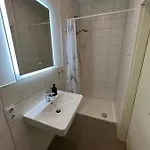 Exklusive 2 Eg Mit Balkon In Lage! *